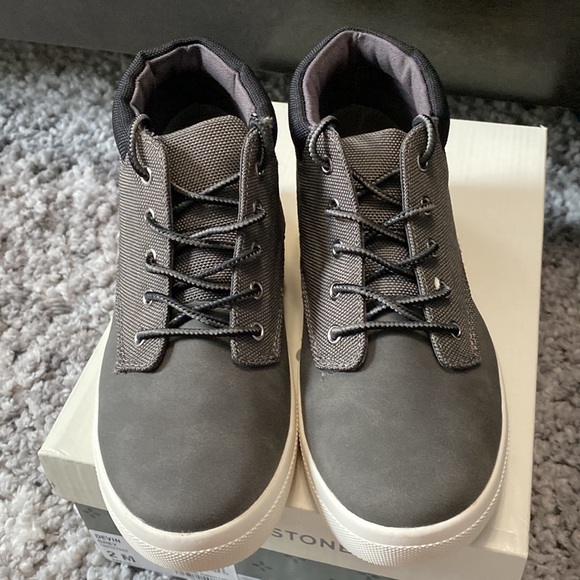 New! Boys Sun & Stone Boots - Size 2 - Picture 2 of 6
